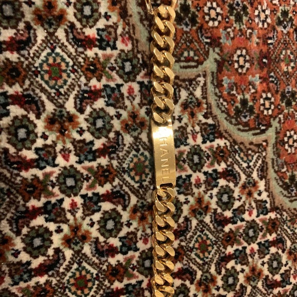 Gorgeous Chanel Bracelet - Picture 2 of 9